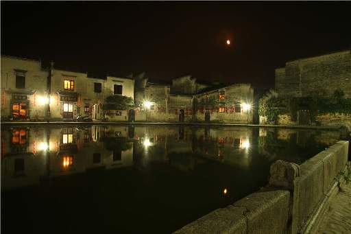 http://bbs.nju.edu.cn/file/S_Journalism/AY2T0304.JPG